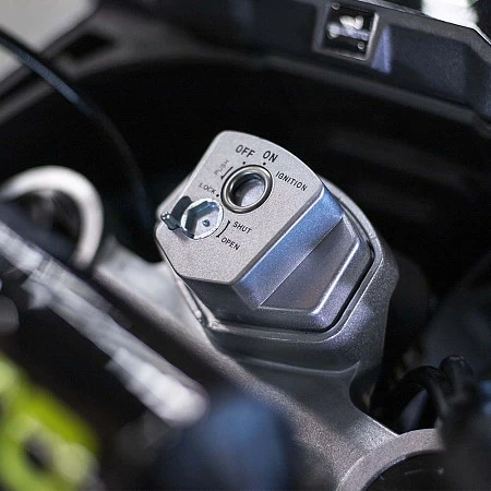 Мотоцикл Regulmoto ADV 300 S, спицованные колеса (черный/серый)