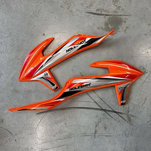 Облицовка бака Regulmoto Crosstrec, Holeshot