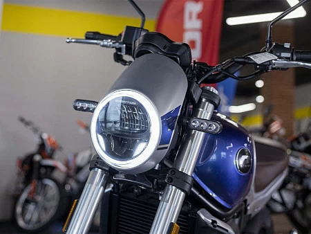 Мотоцикл QJ SRV 550 (синий) 2026г.